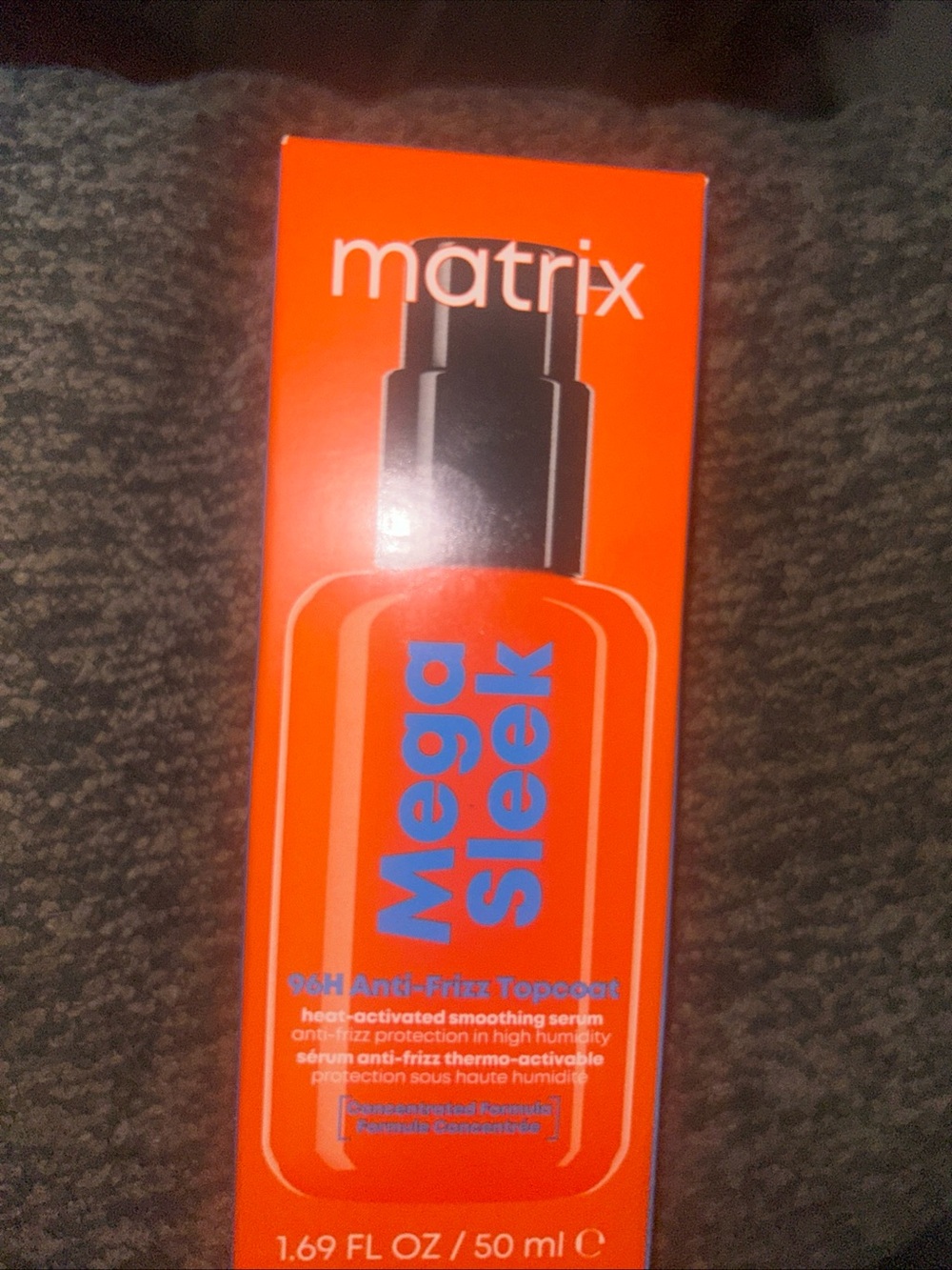 Matrix Mega Sleek 96H Anti-Frizz Topcoat Serum 1.69oz heat-active Smooth & Shine